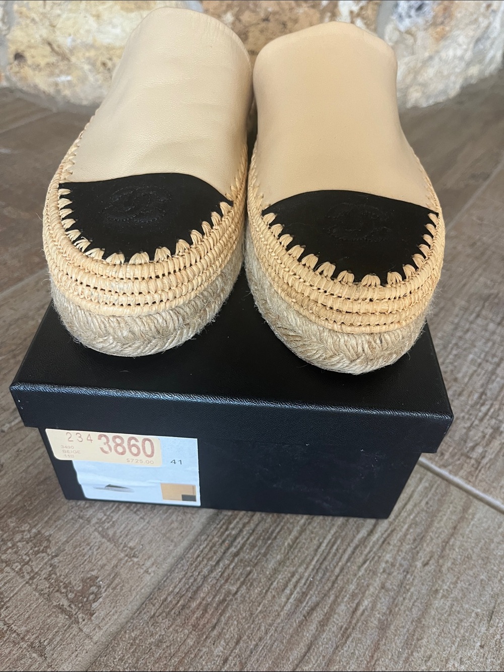 CHANEL Beige Leather Espadrille Mule with Black Cap Toe - Picture 4 of 9